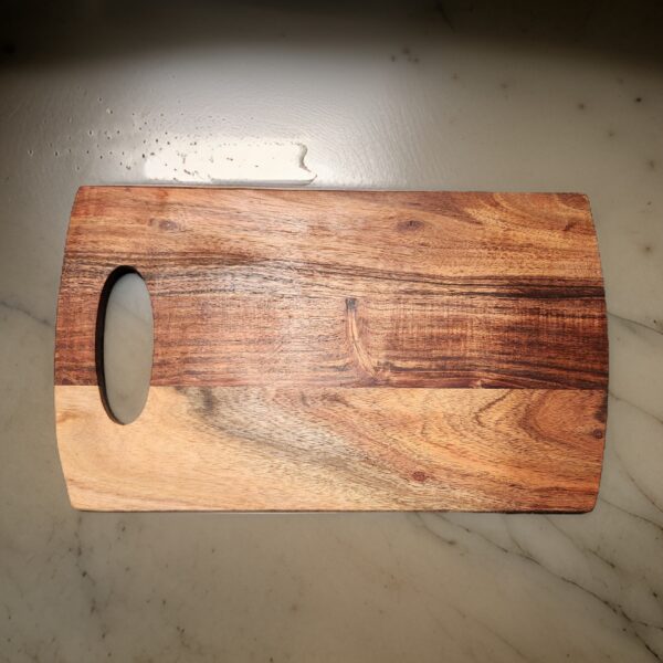 Cutting-Board-Acacia-Handle-14x8x.5