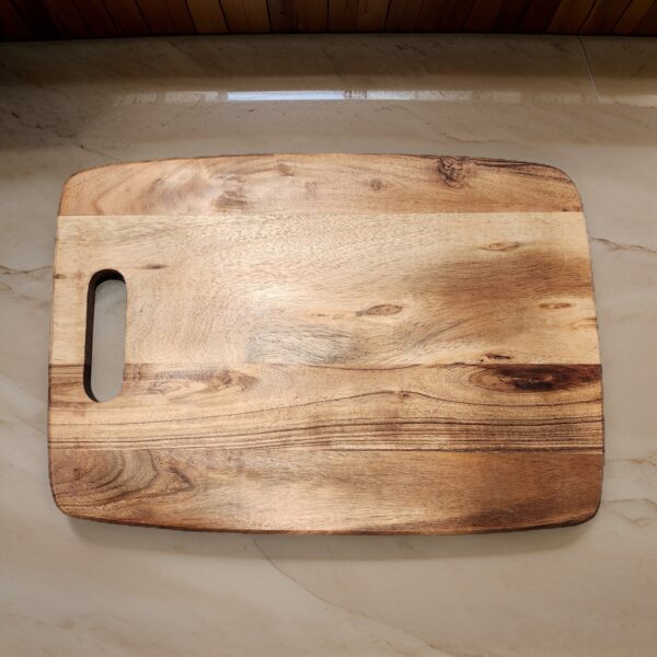 Cutting-Board-Acacia-Handle-17x12x.5