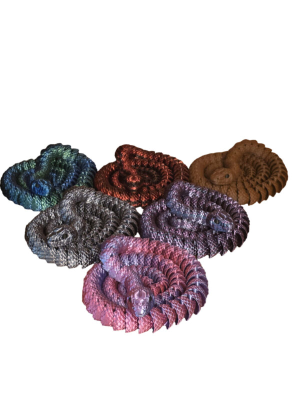 2026/07/1000003019.jpg Articulating Fidget Snake by McGybeer